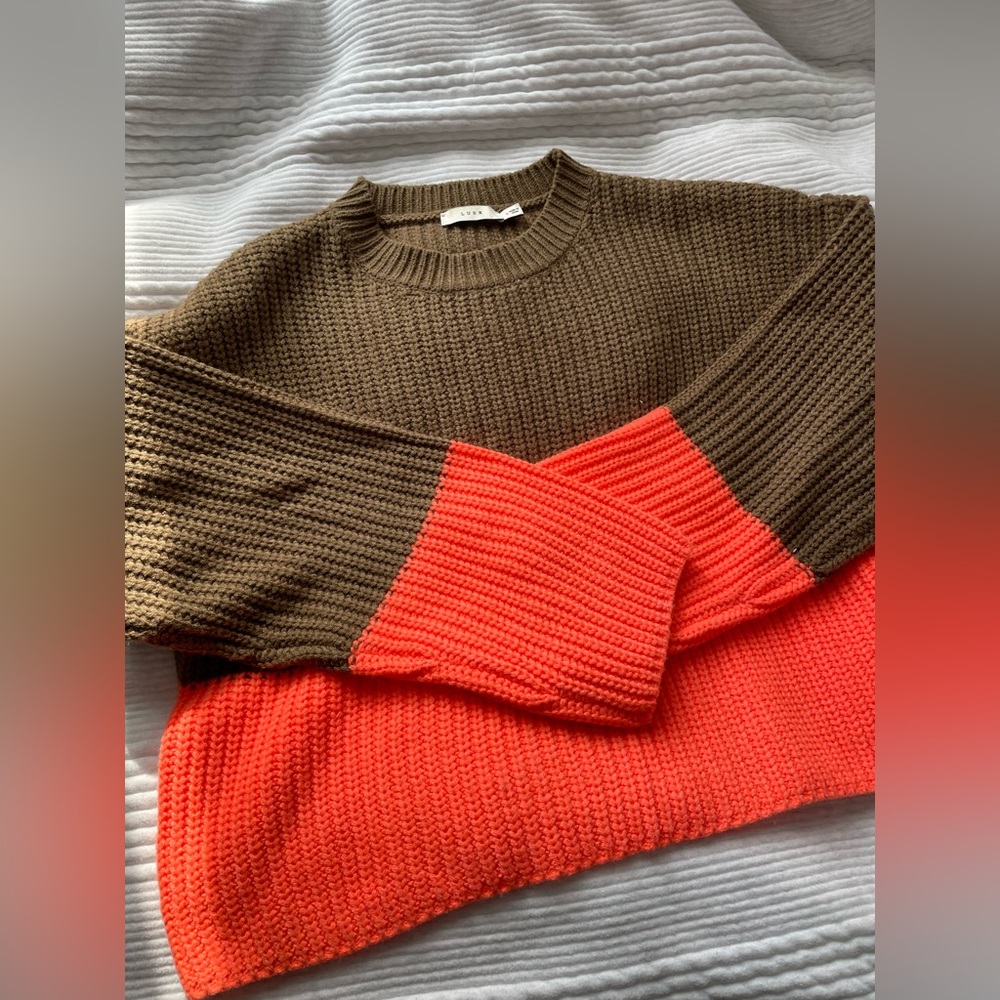 Lush Womens Chunky Knit Color Block Oversized
Sweater Olive Orange